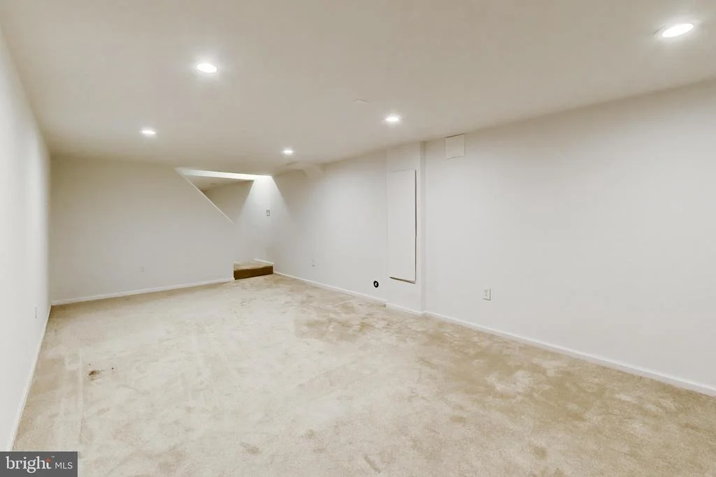 Photo of 5125 KING DAVID BOULEVARD