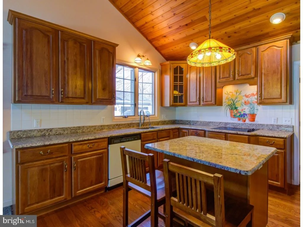 Photo of 554 TROON ROAD