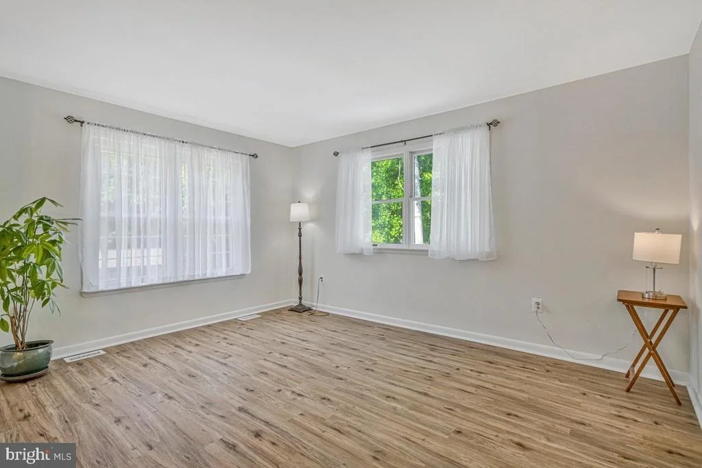 Photo of 9017 MEGAN CIRCLE
