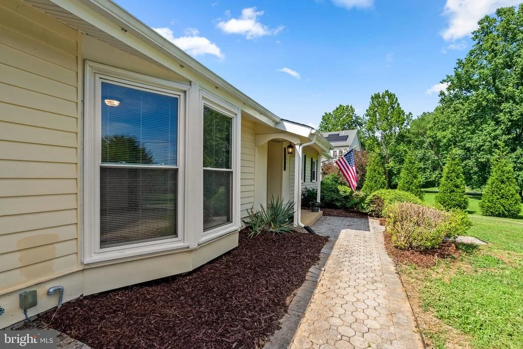 Photo of 18008 MUNCASTER ROAD