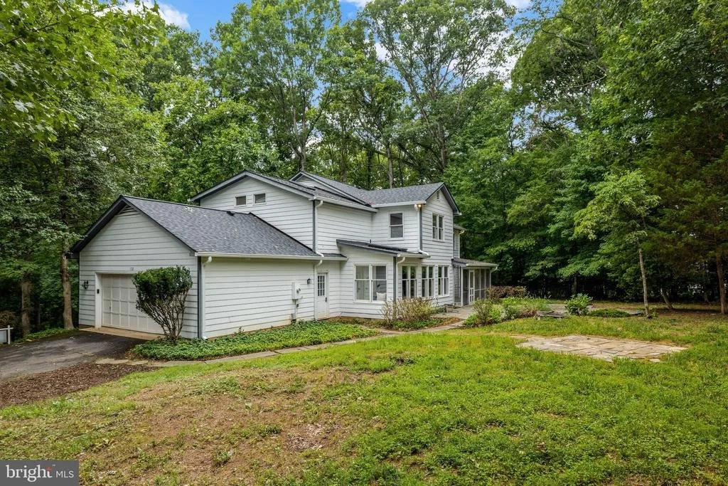Photo of 1132 SPRINGVALE ROAD