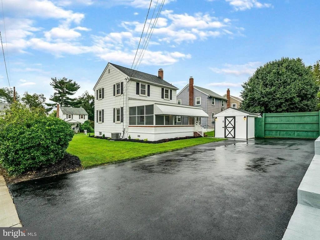 Photo of 5528 ASHBOURNE ROAD