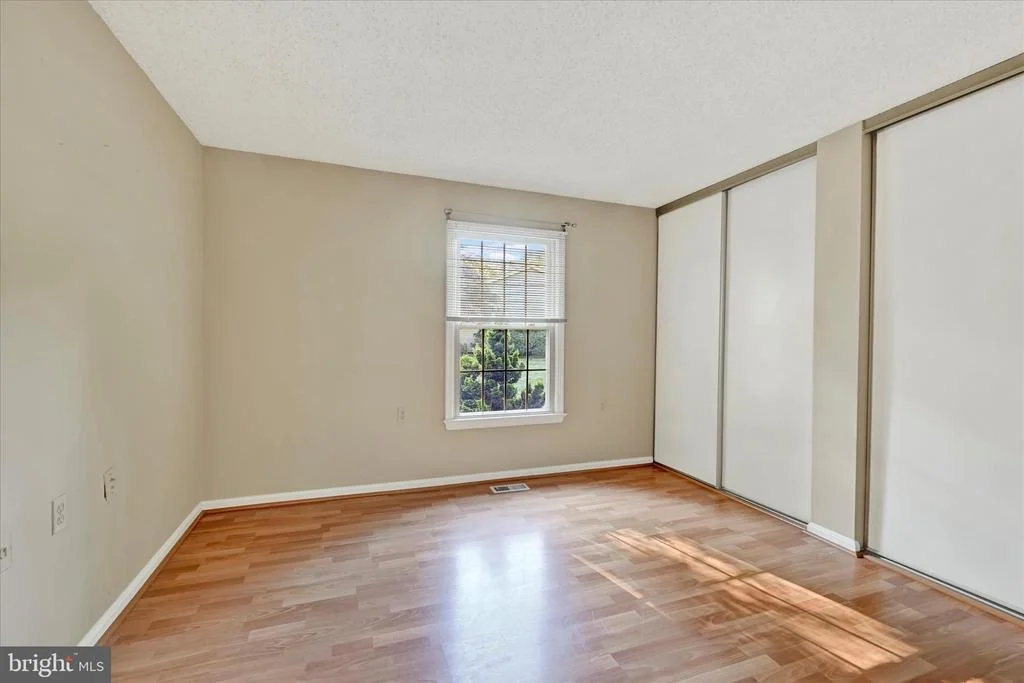 Photo of 1012 MASTLINE DRIVE