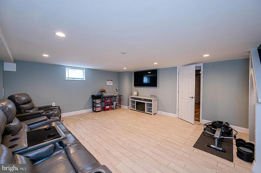 Photo of 6808 QUEENS FERRY ROAD