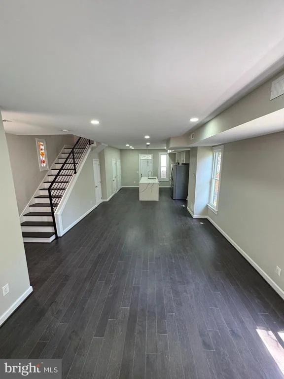 Photo of 1358 VALLEY PLACE SE