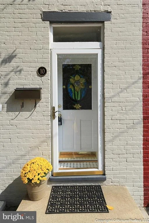 Photo of 10 WISNER STREET N