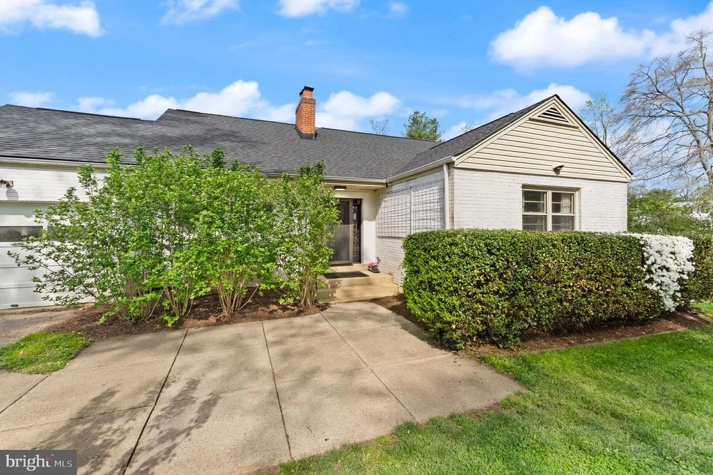 Photo of 4418 GILBERTSON ROAD