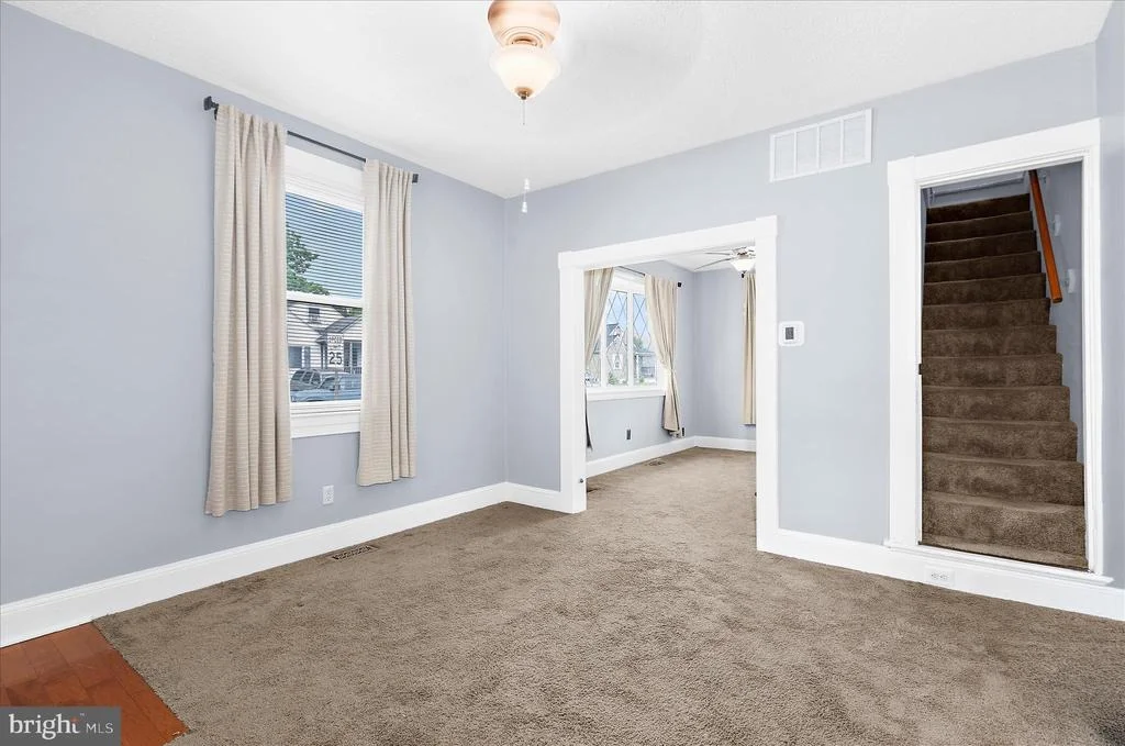 Photo of 40 HAMPTON ROAD