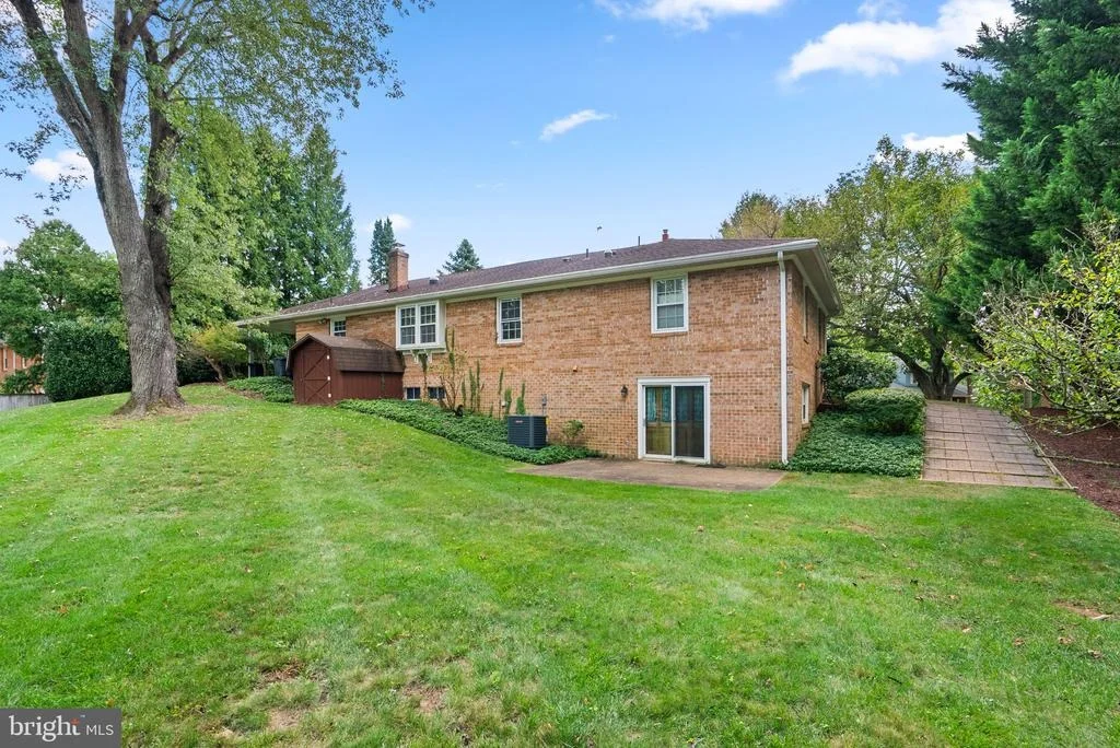 Photo of 17604 PRINCE EDWARD DRIVE