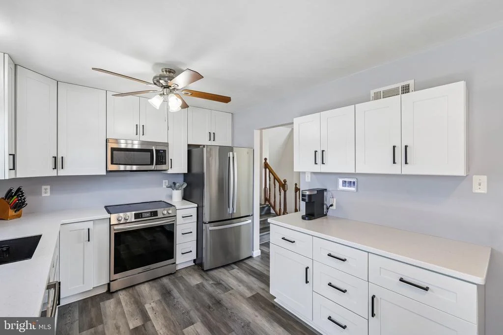 Photo of 904 HORIZON ROAD