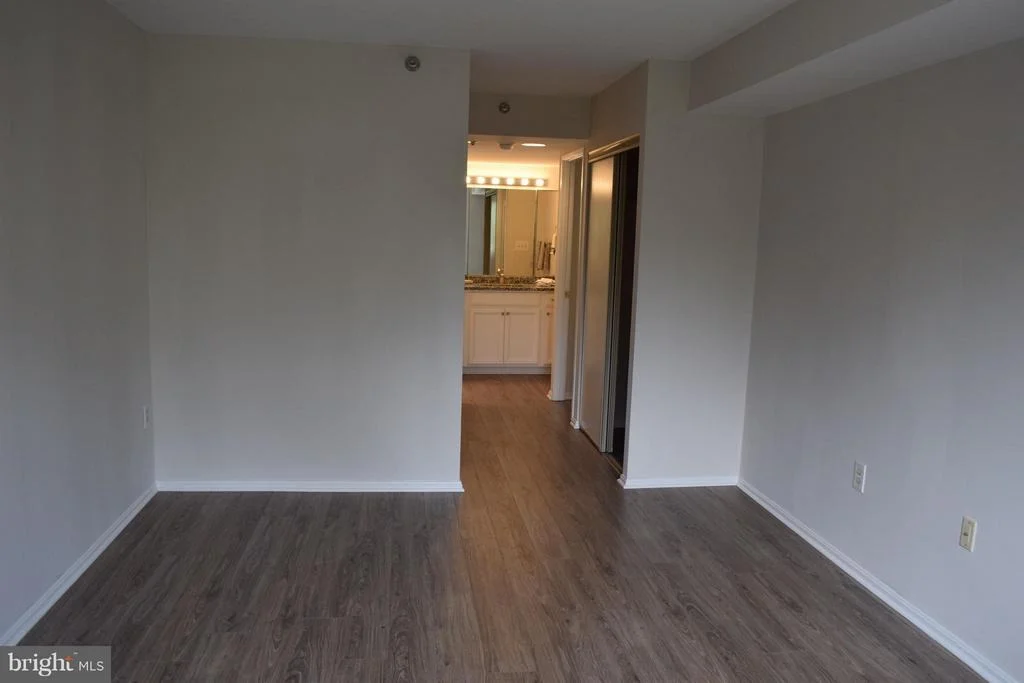 Photo of Unit 3425 at 15115 INTERLACHEN DRIVE