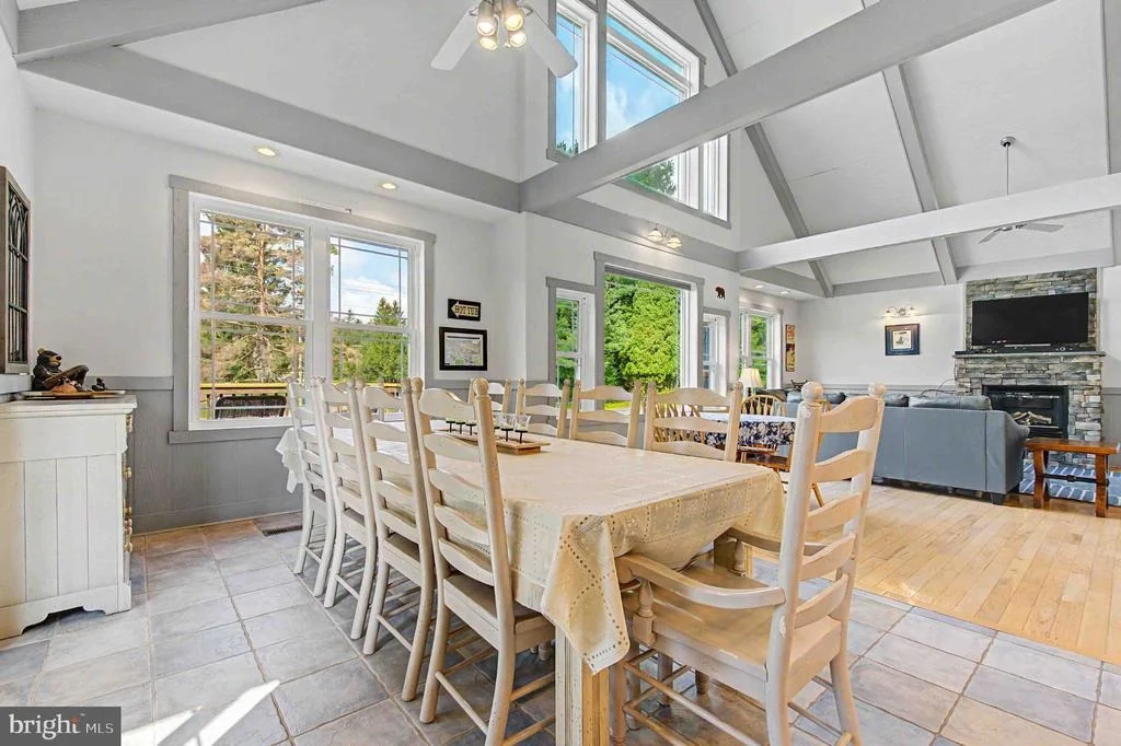 Photo of 296 LAKE POINTE DRIVE