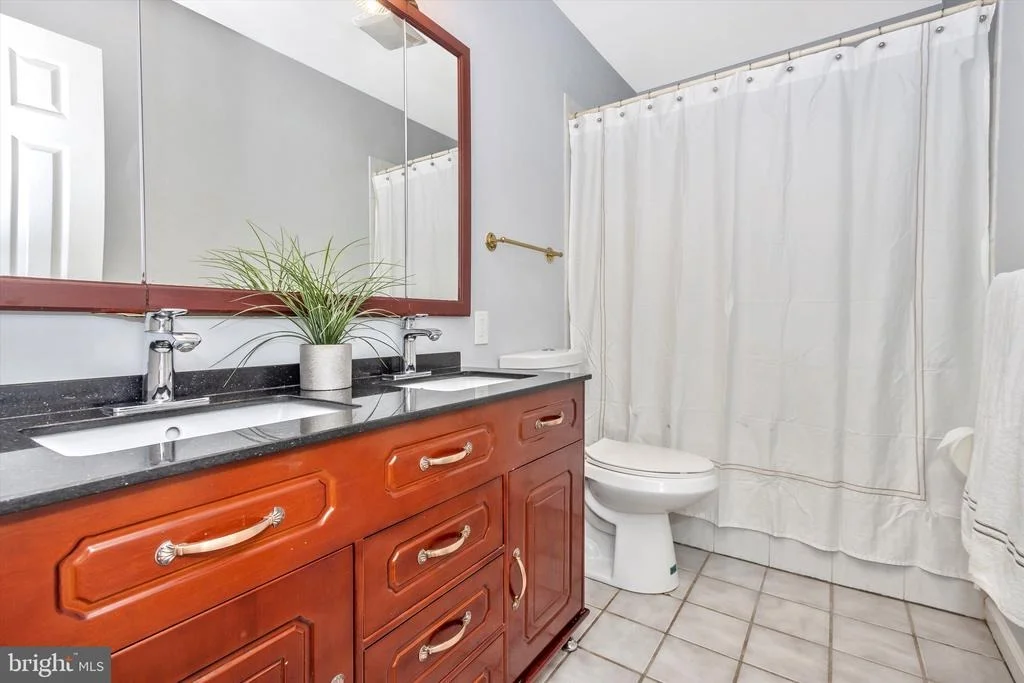 Photo of 1304 WINDHAM LANE