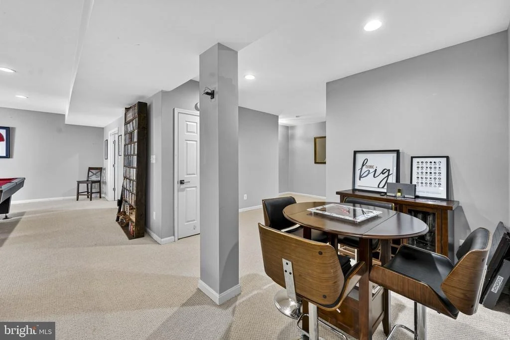 Photo of 42758 GLENSIDE DRIVE