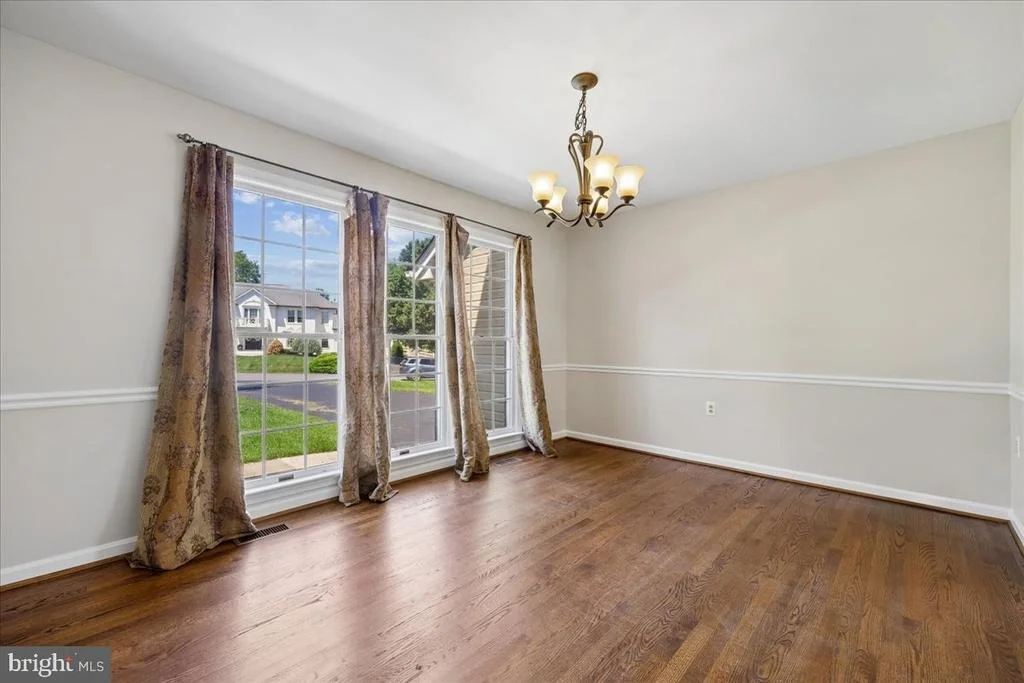 Photo of 8009 STONE RIDGE DRIVE