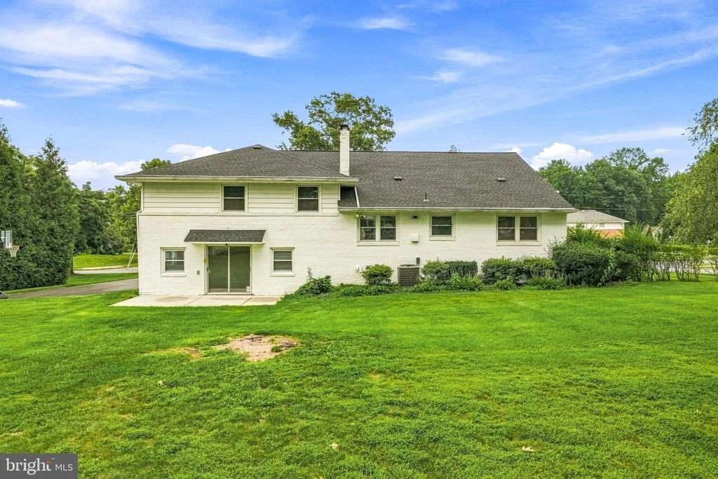 Photo of 2500 SALEM DRIVE