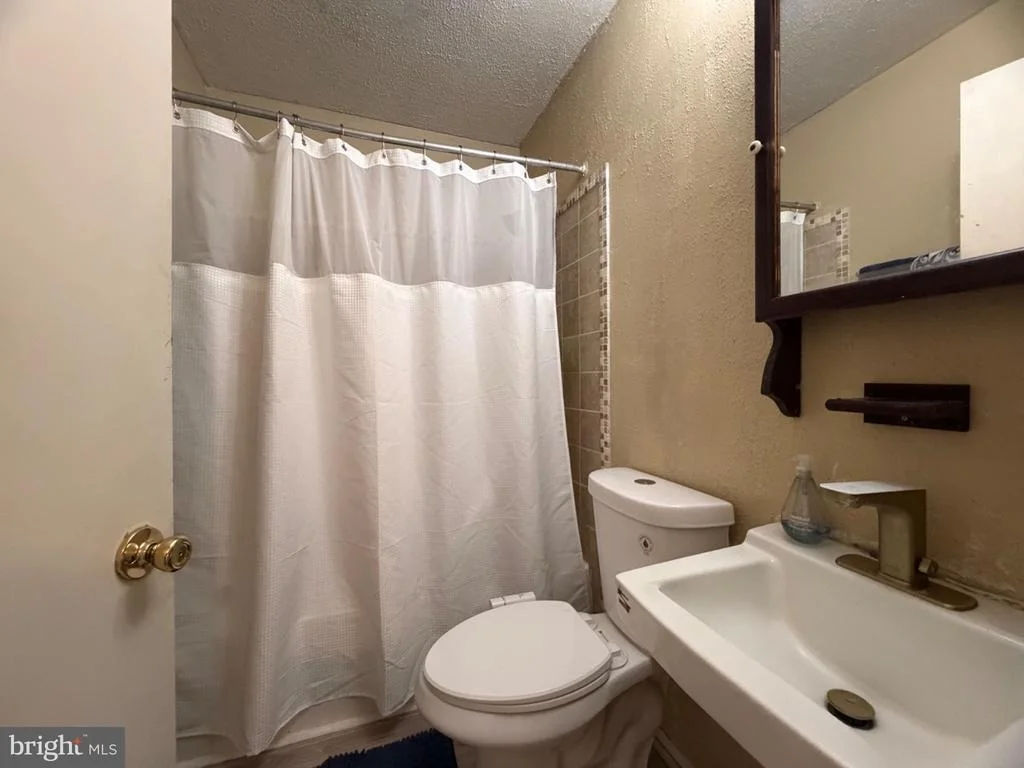 Photo of 1345 CHAPELVIEW DRIVE