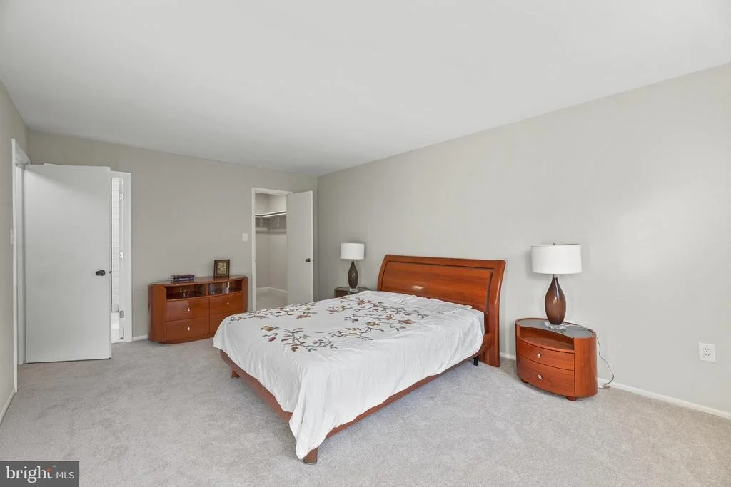 Photo of 312 STONEGATE DRIVE