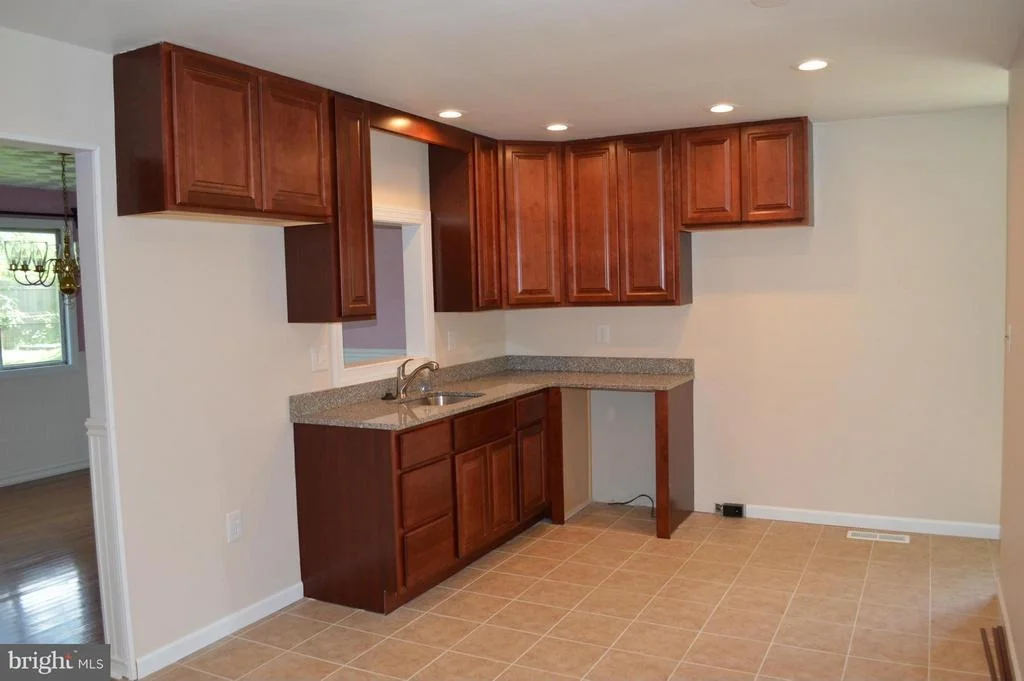 Photo of 333 PARK HALL S