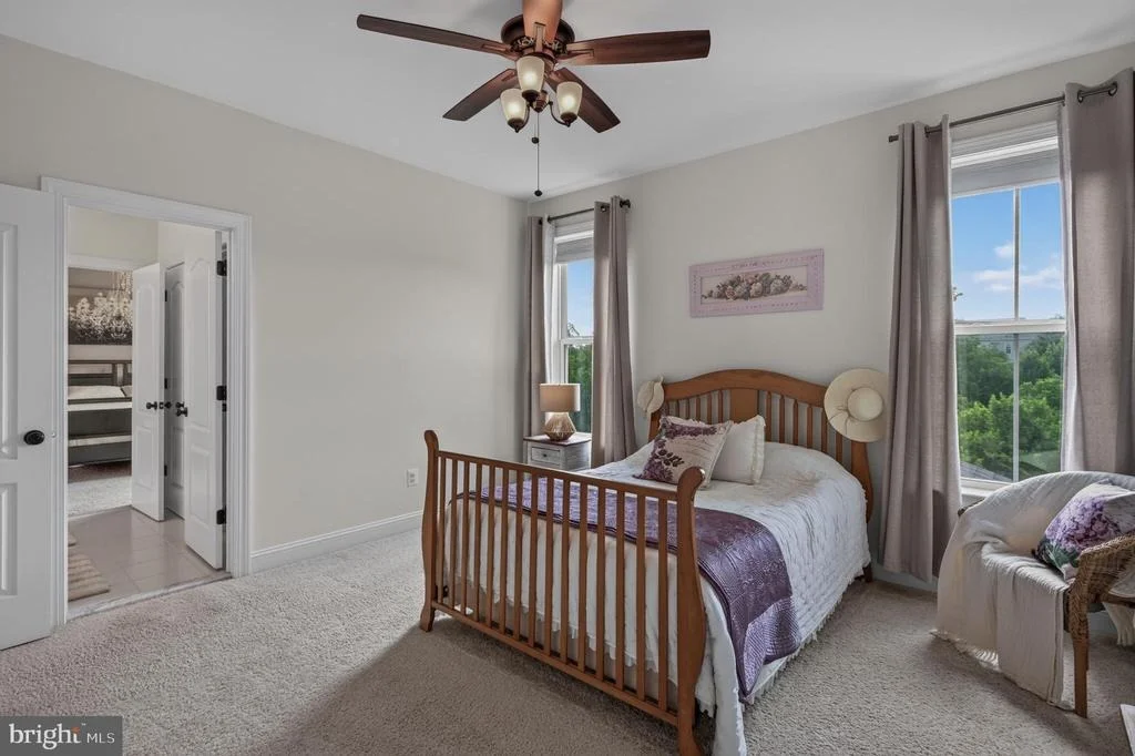 Photo of 1315 VOLUNTEER DRIVE