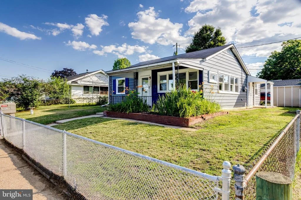 Photo of 1318 WILSON POINT ROAD