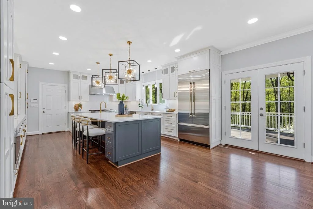 Photo of 8611 BROOK ROAD