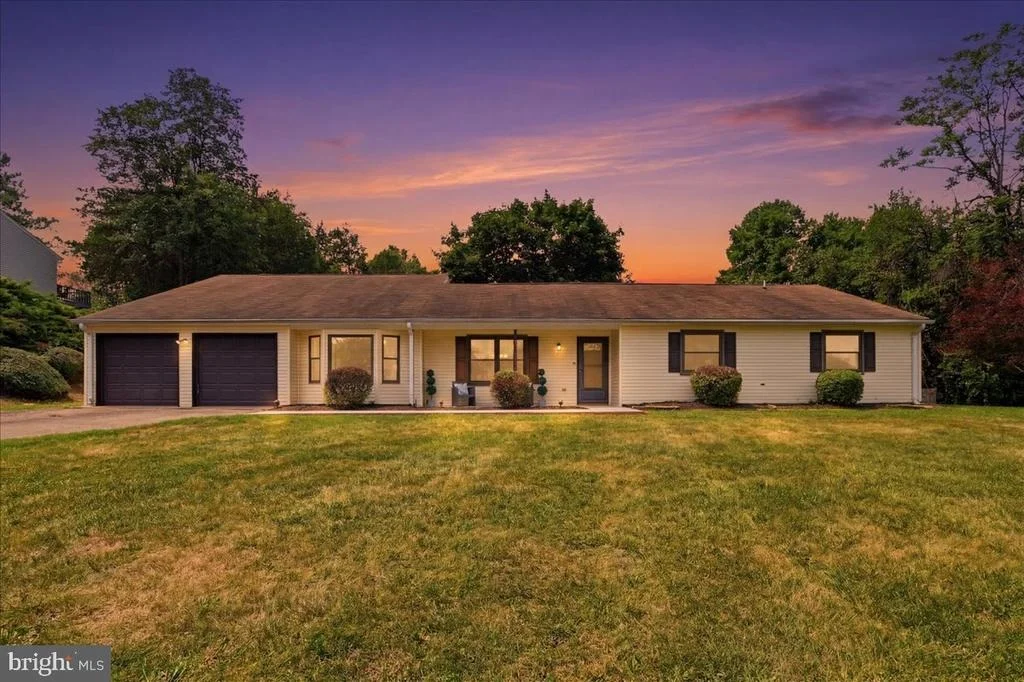 Photo of 7434 CEDAR KNOLLS DRIVE
