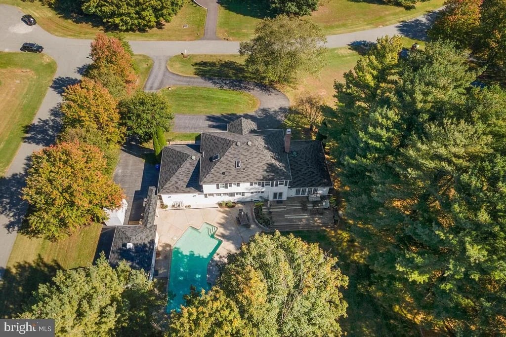 Photo of 8516 PADDOCKVIEW DRIVE