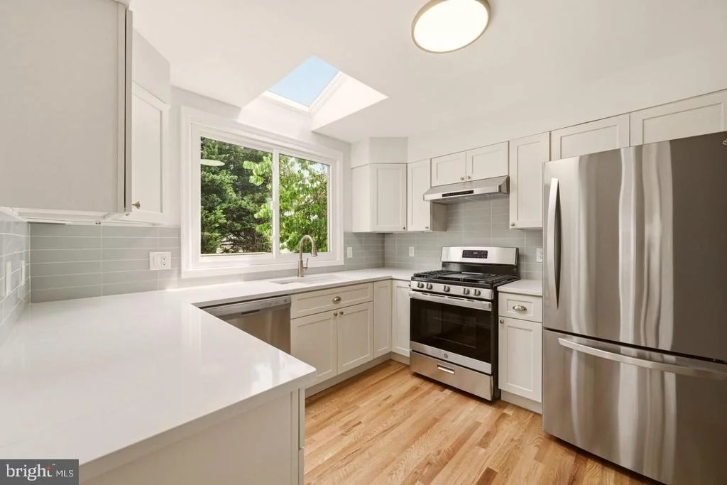 Photo of 11117 MIDVALE ROAD
