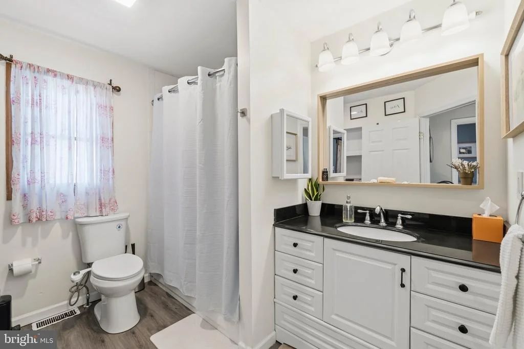 Photo of 171 FAIRFAX DRIVE