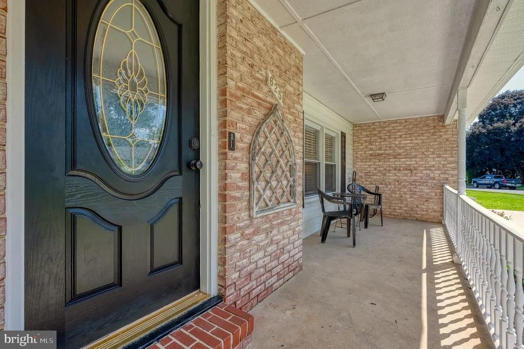 Photo of 625 FOXCROFT DRIVE