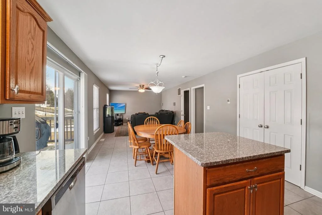 Photo of 1005 GULLO ROAD