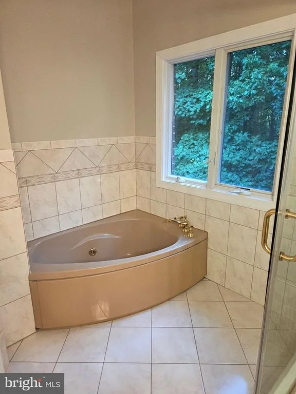 Photo of 6405 CHEW ROAD