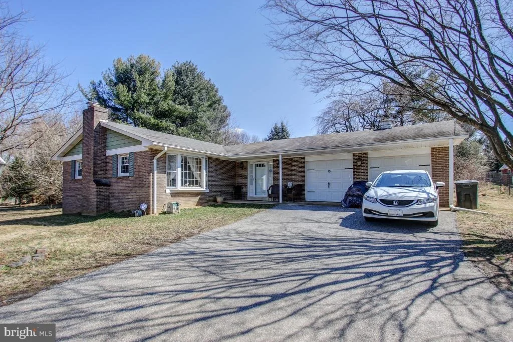 Photo of 14016 SCHAEFFER ROAD