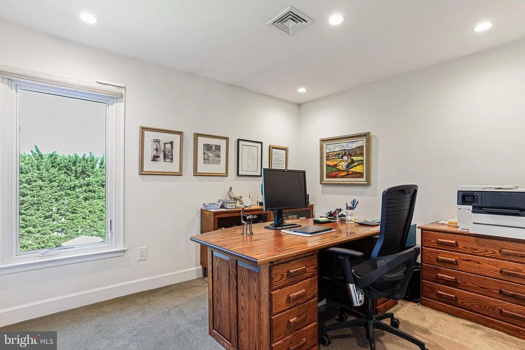 Photo of 8668 FELSVIEW DRIVE
