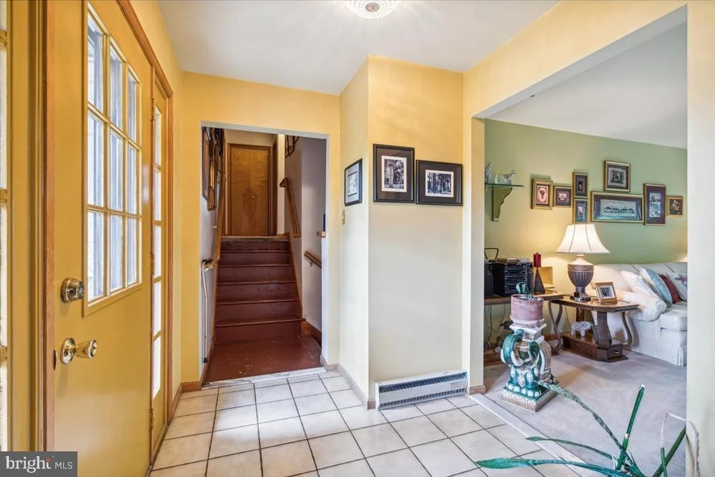 Photo of 6198 VIEWSITE COURT