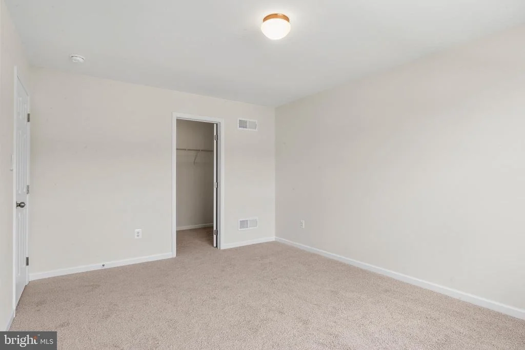 Photo of 2754 HILLFIELD DRIVE