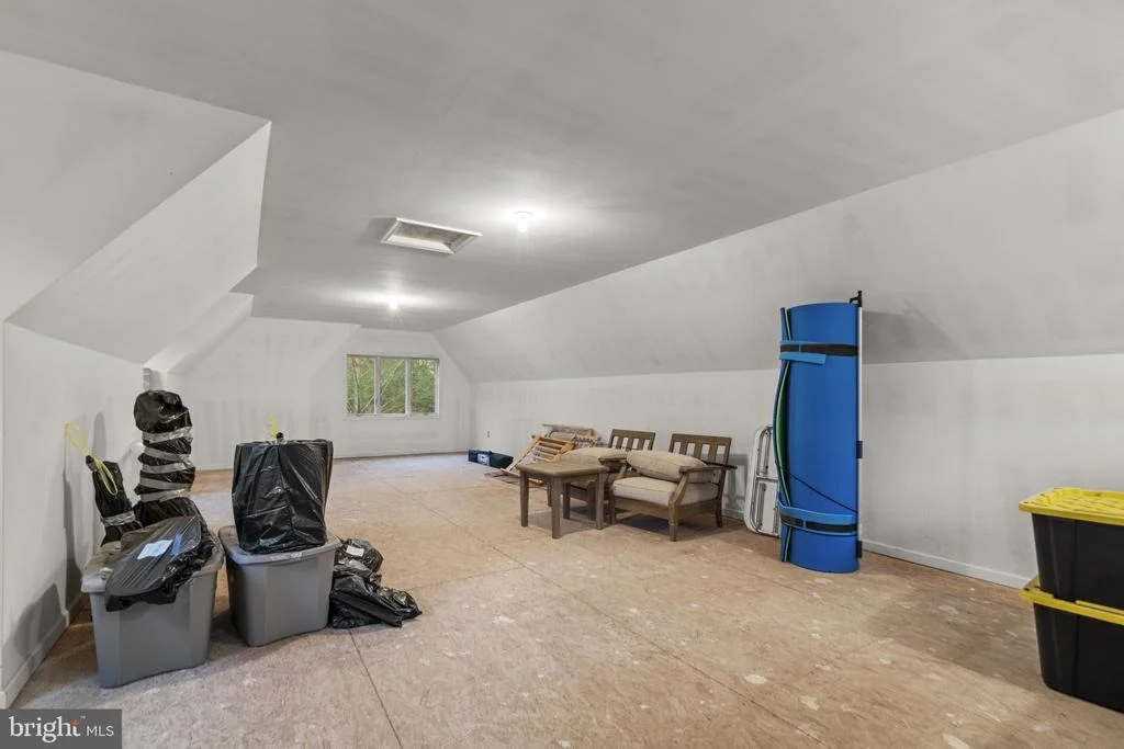 Photo of 370 EAGLE HILL ROAD