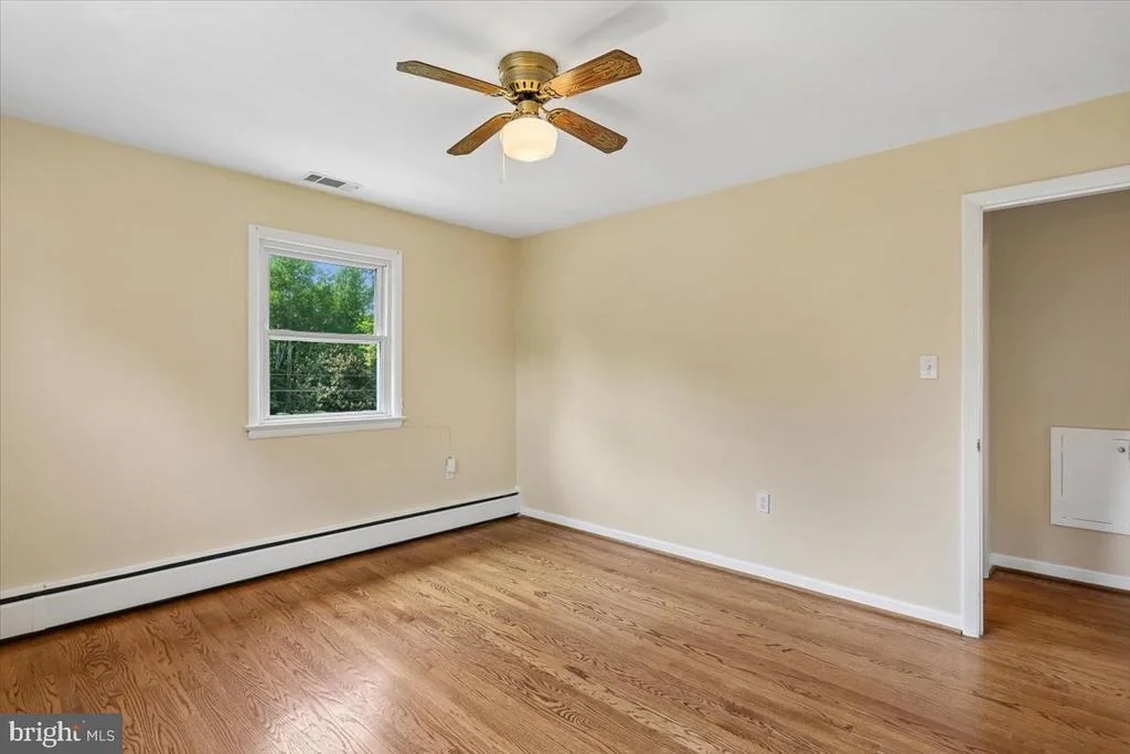 Photo of 14811 SPRINGFIELD ROAD