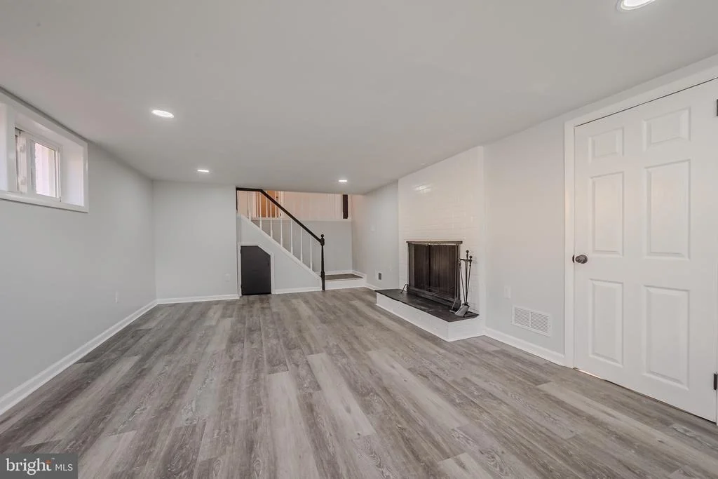 Photo of 1303 NEWCOMB ROAD