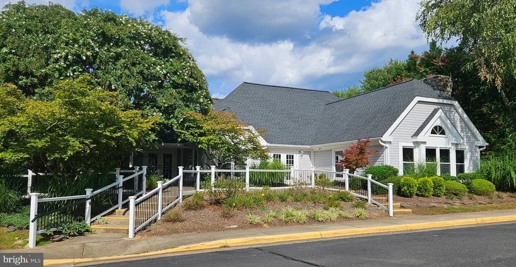 Photo of 5381 ASHLEIGH ROAD