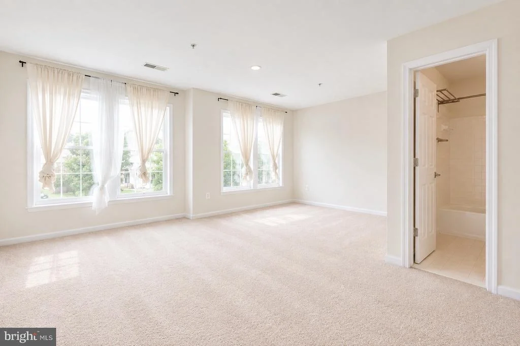 Photo of 10225 EVERLEY TERRACE