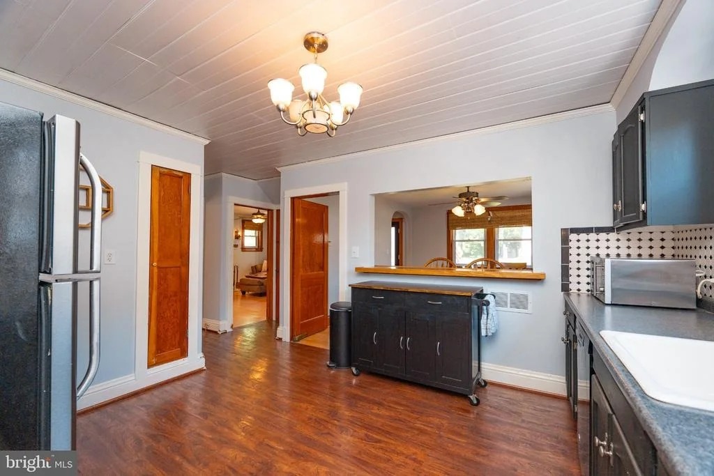 Photo of 515 LOCUST AVENUE