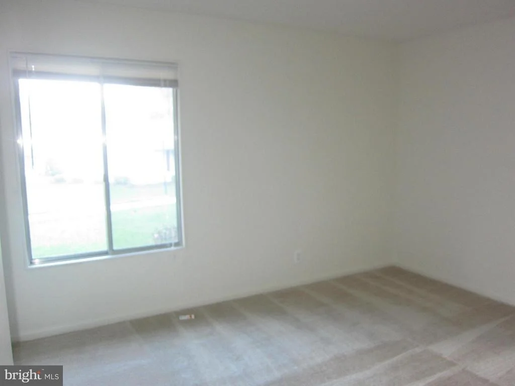 Photo of Unit 171B at 14545 KELMSCOT DRIVE