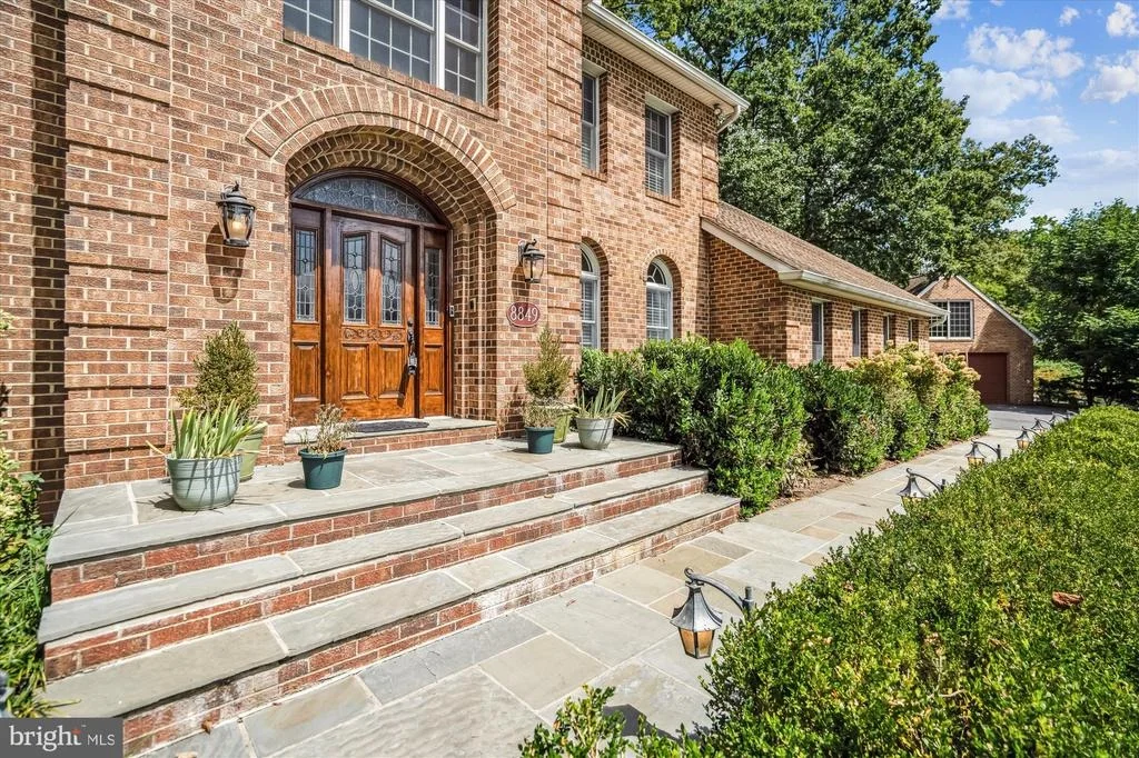 Photo of 8849 TUCKERMAN LANE