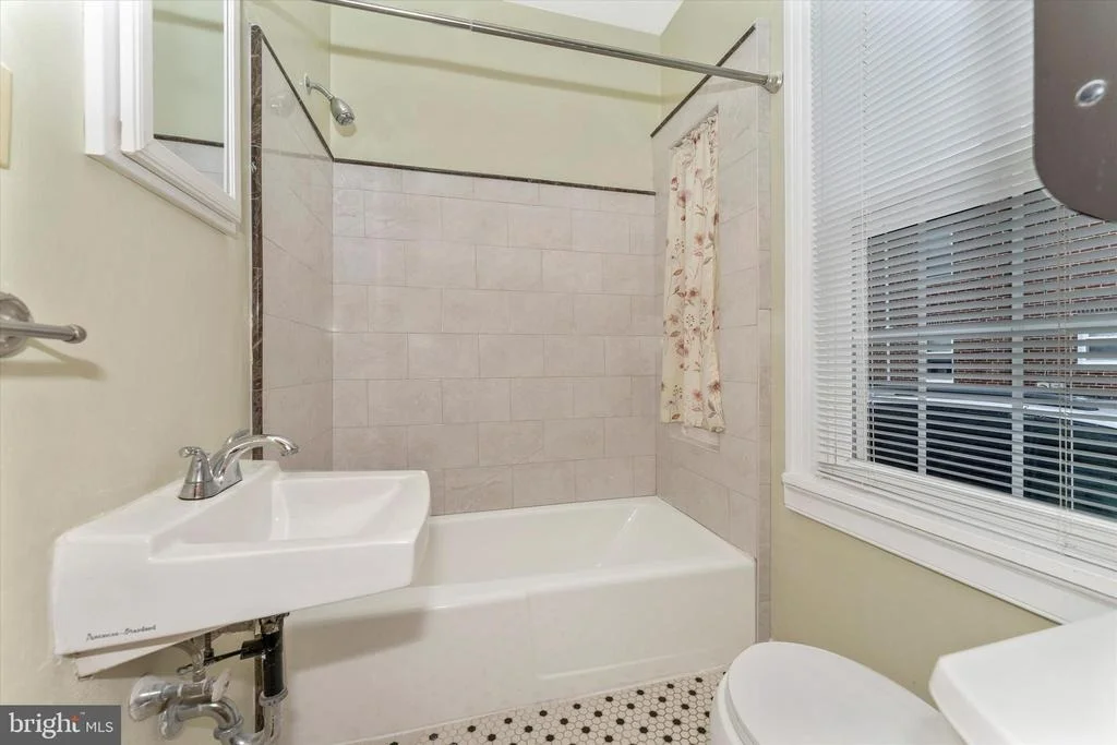 Photo of 44 MAPLE AVENUE