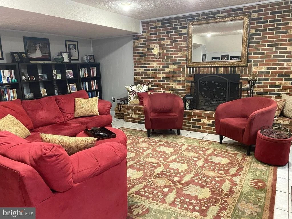 Photo of 14316 FAIRDALE ROAD