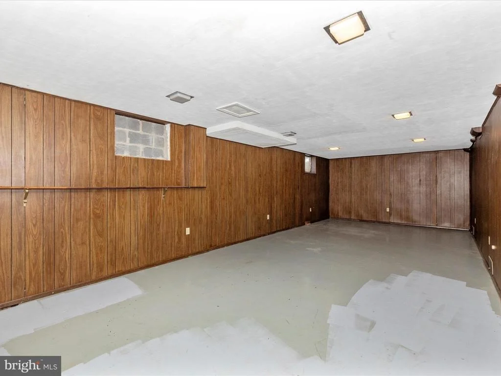 Photo of 9484 POCONO DRIVE