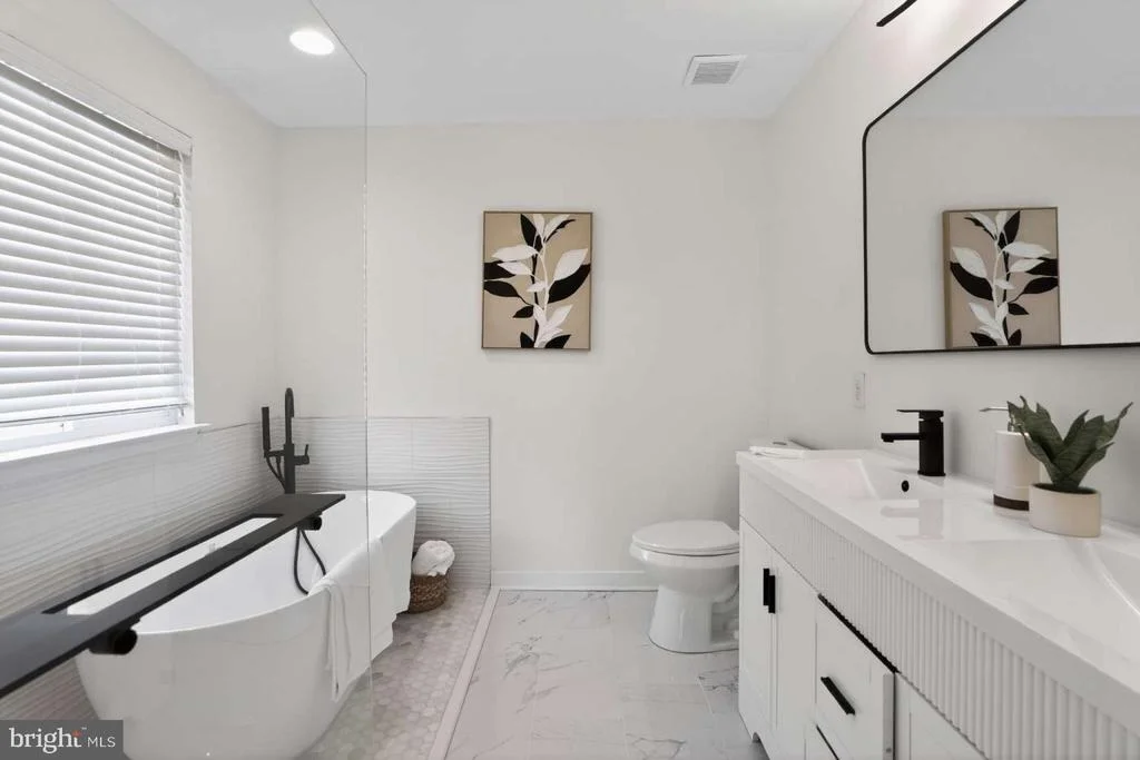 Photo of 105 MAKO DRIVE