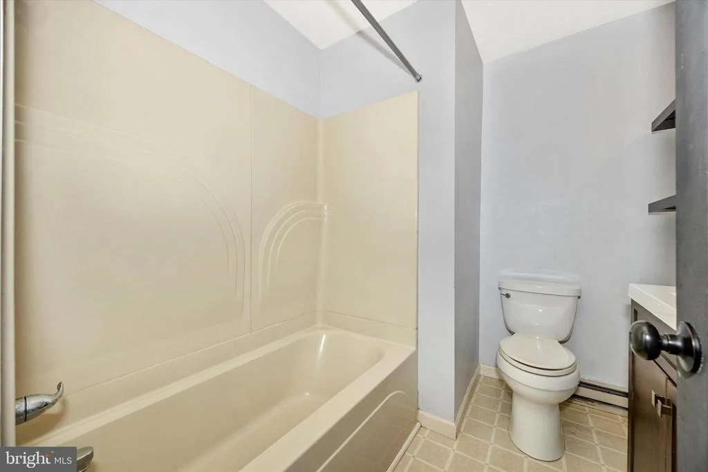 Photo of 3905 SUGARLOAF DRIVE